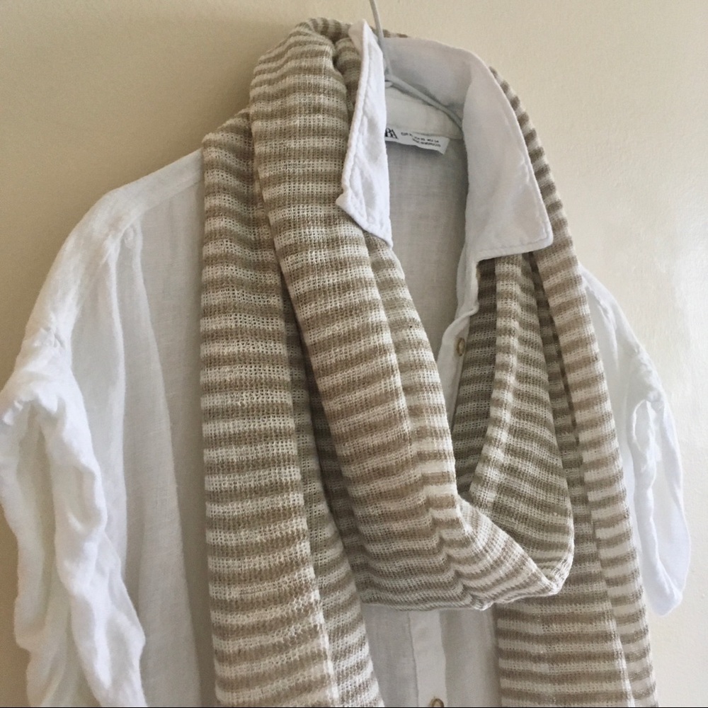 Linen Scarf - Picture 2 of 5